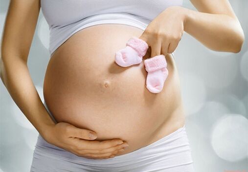 Una donna incinta dà papillomi al suo bambino